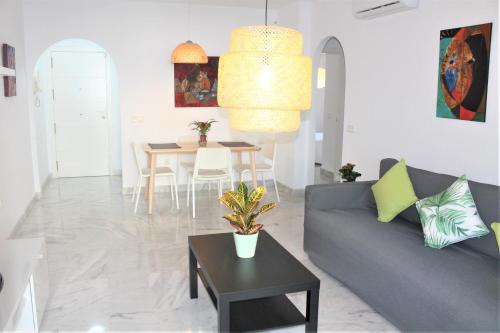  Medina Del Zoco - Apartamento con Jardines y Piscina in Sitio de Calahonda
