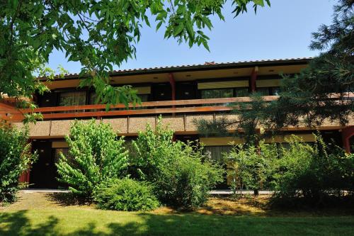 Campanile Cholet - image 12