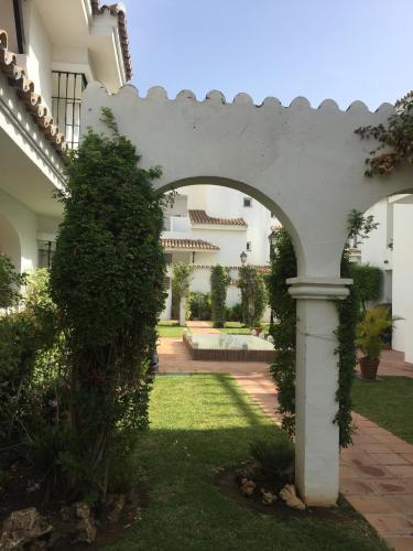 Beautiful 2 Bedroom Apartment @ Puerto Banus!