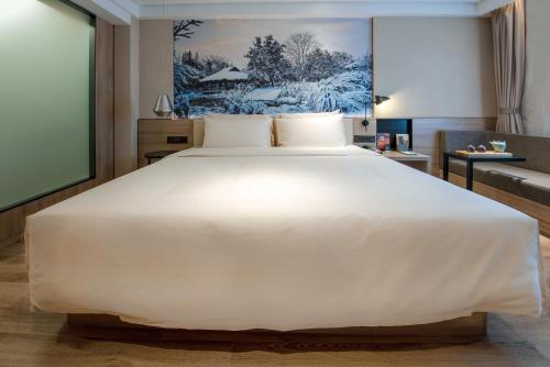 Atour Hotel Hangzhou West Lake Riverside – khách sạn tại Khu Quảng Trường Wulin