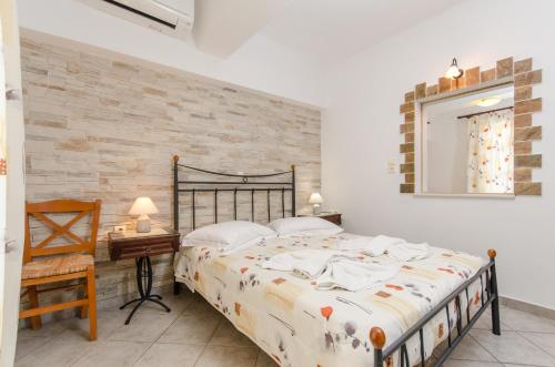 Antonia Studios Room Type - Apartment - Semi Basement