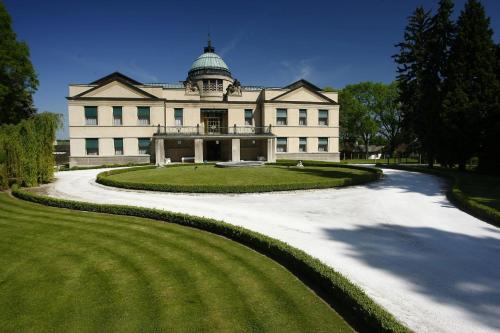 . Chateau Kotěra