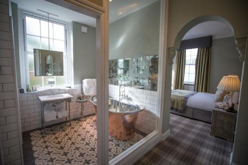 Bowburn Hall Hotel - image 11