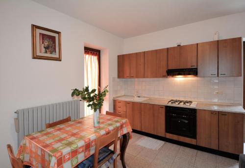 virtuve, Agriturismo Runchee in Vercana