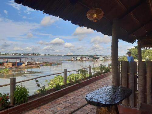 mekong riverside homestay in Vinh Long