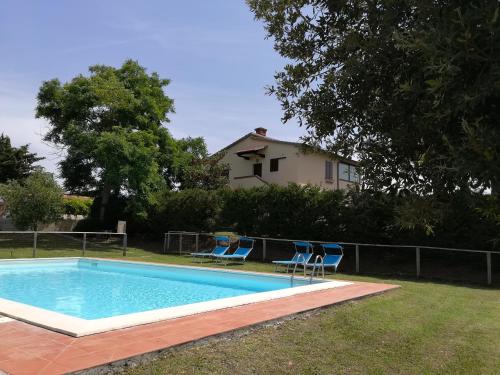  Casale con piscina, Pension in Fonteblanda