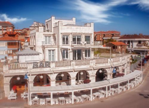 Amita Hotel Boutique - image 13