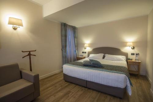 Hotel Sirmione - image 2