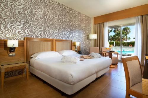 Exclusive Double Room (2 Adults)