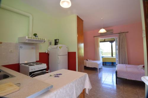  Elena Apartments stoypa in Stoupa