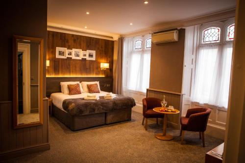 Heywood Spa Hotel Room Type - Classic Twin Room