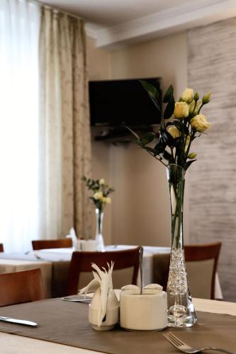 Hotel Pod Filarami - image 4