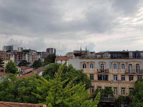 MikePalace – Batumi, IL