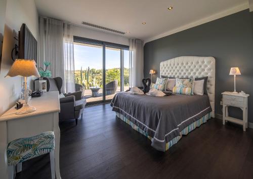  Casal do Sol - Guest House in Carvoeira