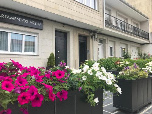  Viviendas Uso Turístico Arzúa in Arzúa