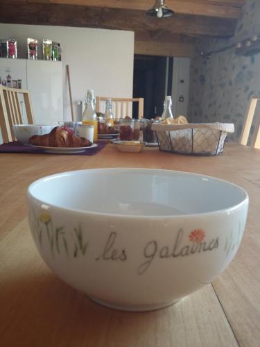 LES GALAINES - image 3