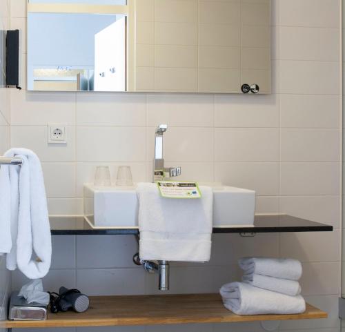 Strandhotel Westduin - image 9
