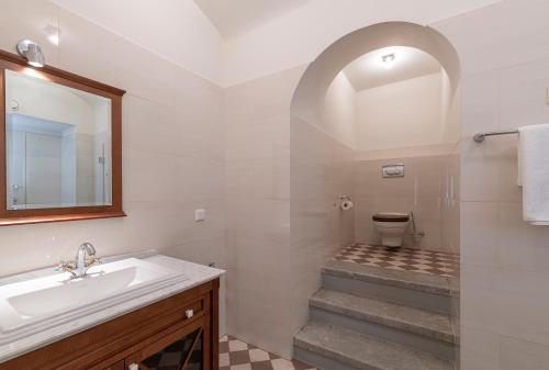 Tallinn Housing 2 BDR 2 Bathroom with Sauna at Carl Engel Luxury House, Tallinn (photo 8)