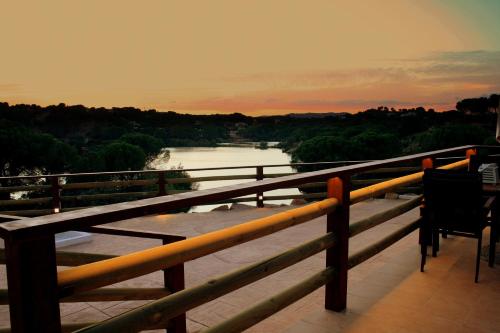 LAS CABAÑAS DEL LAGO más pase piscina las 2 columnas Del 1 junio 2026 al 30 agosto 2026, Córdoba (photo 8)