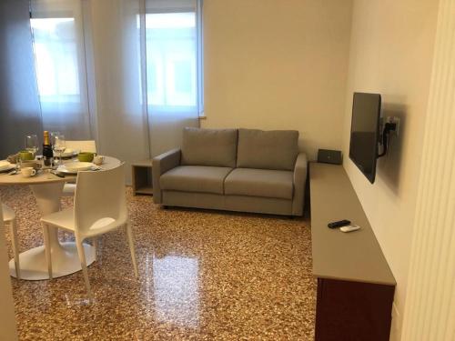 Facilities, Le Piazzette Schio in Schio