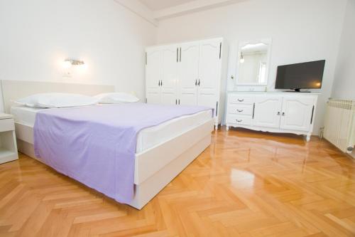 Apartmani Marija Čizmić Makarska - image 4