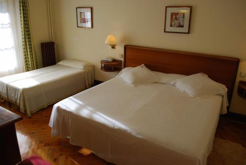 Double or Twin Room with Extra Bed