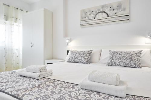 Panoramic Penthouse with Sea View image 7