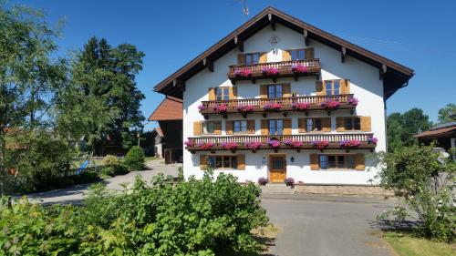 Woidhauserhof - Accommodation - Waakirchen