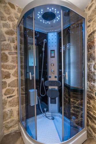 Deluxe Double or Twin Room with Courtyard and Spa Shower