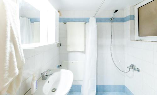  Dina's cozy apartment in Kalamata