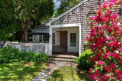 Captain Gosnold Village - image 10