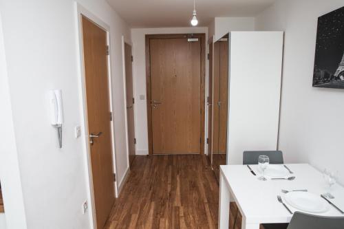 Studio Apartments Free street parking subject to availability