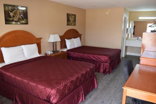 Albany Inn & RV Campground 2