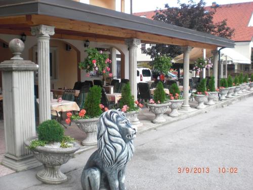 Hotel Razgorsek - image 3