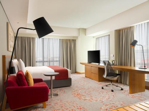 Holiday Inn & Suites Jakarta Gajah Mada, an IHG Hotel