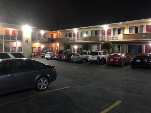 Whittier Travel Inn