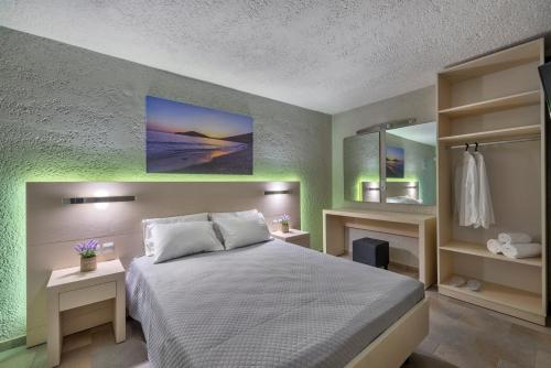 Halaris Rooms - image 9