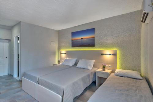 Halaris Rooms - image 8