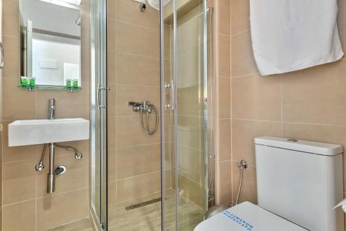 Halaris Rooms - image 12
