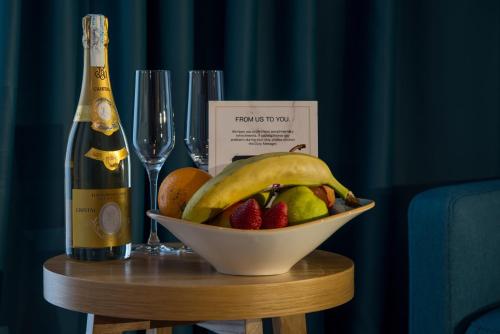 Hotel Admiral - main image