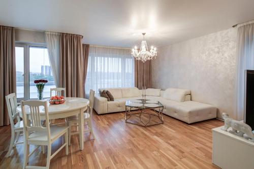 Pallasti Luxury Apartment