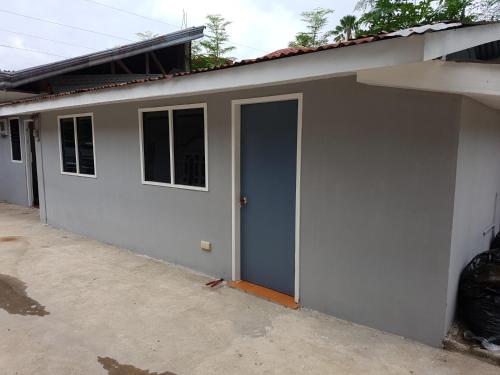 OMG Guesthouse Apartment for 6 in Samal District - Samal Island