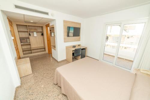 Hotel Arena Prado - image 11