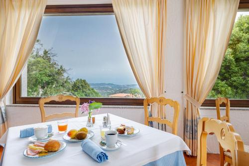 Makanan dan Minuman, Hotel San Trano in Luogosanto