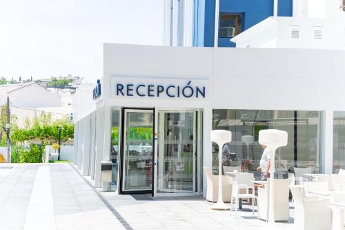 Hotel Arena Prado - image 2