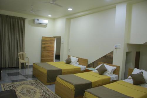 กฤษณะ วิลลา (Krishna Villa) in ปทามี