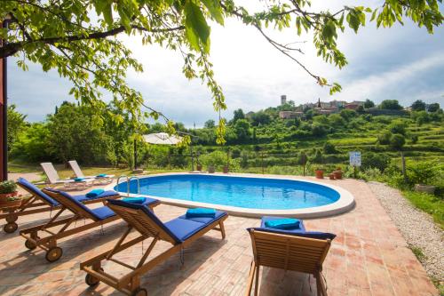 Villa Mamma Mia Oprtalj - Accommodation