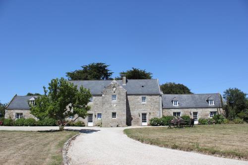 Manoir de Kerliviry chambre d'hôte Tronjoly
