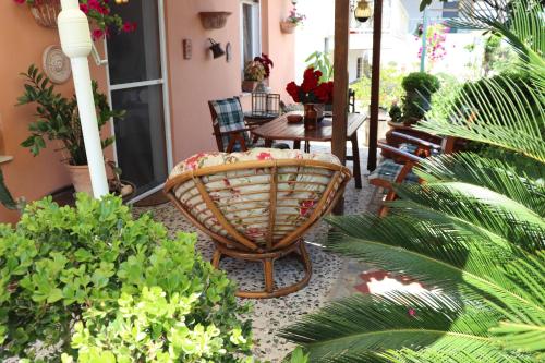  Astir Peramos in Néa Péramos