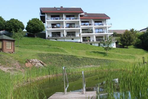 BELVEDERE Appart & Chalet - Ihr Zuhause auf Zeit am Edersee - Ihr Geschenk die GästeCard GrimmHeimat - Apartment - Waldeck